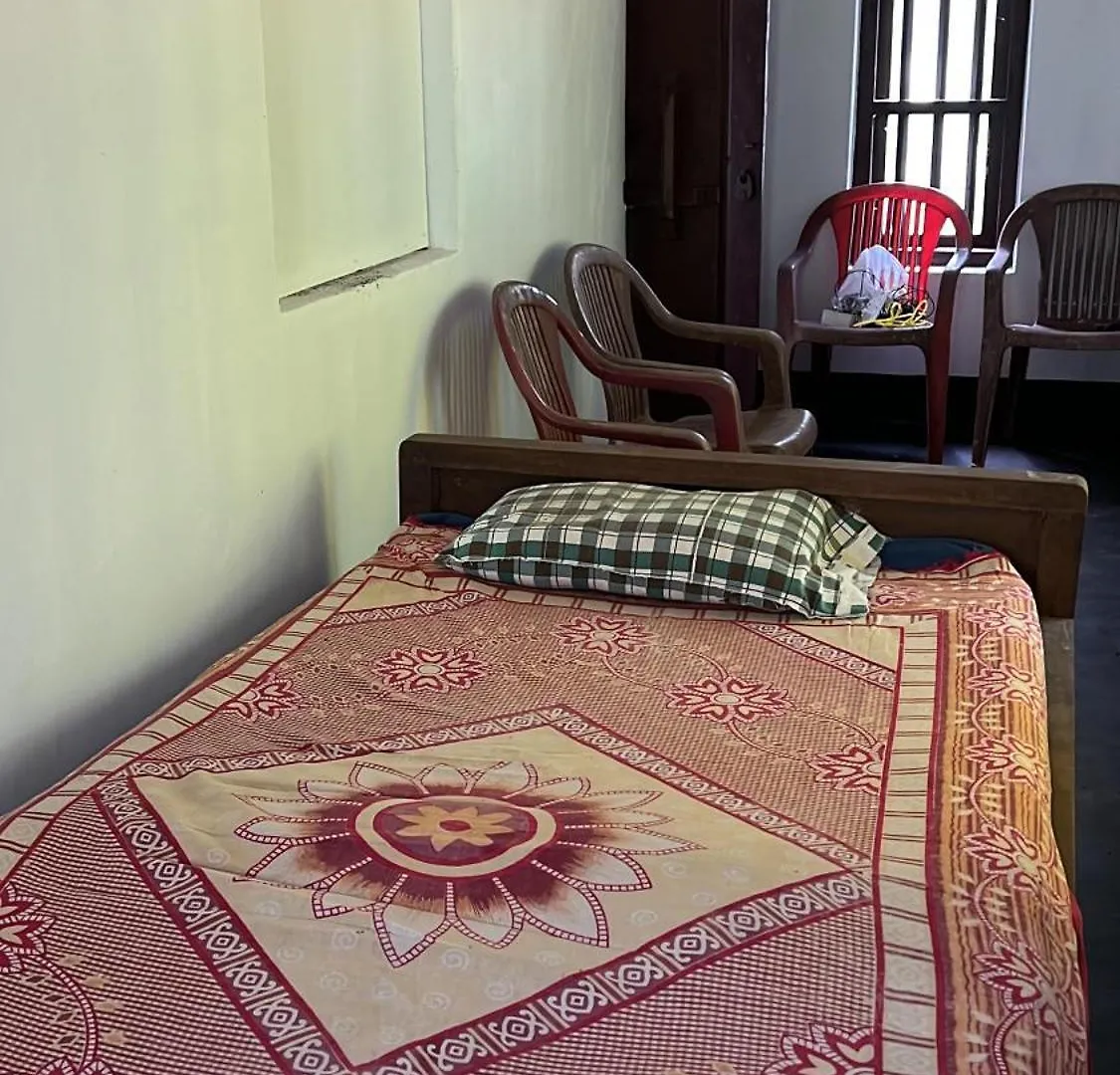 Bachelor'S Tharavaadu Villa Athirappilly
